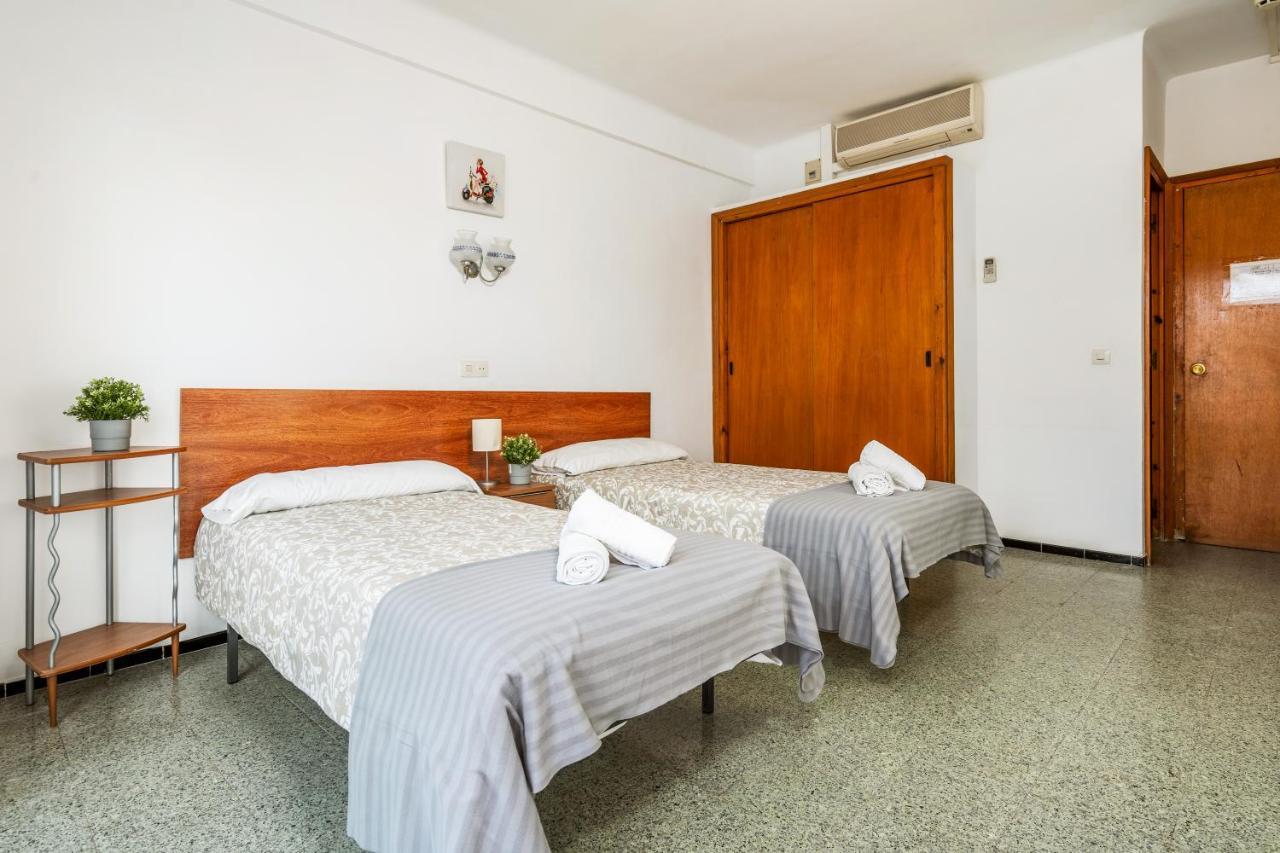 Hostal La Marina Platja d'Aro Ngoại thất bức ảnh