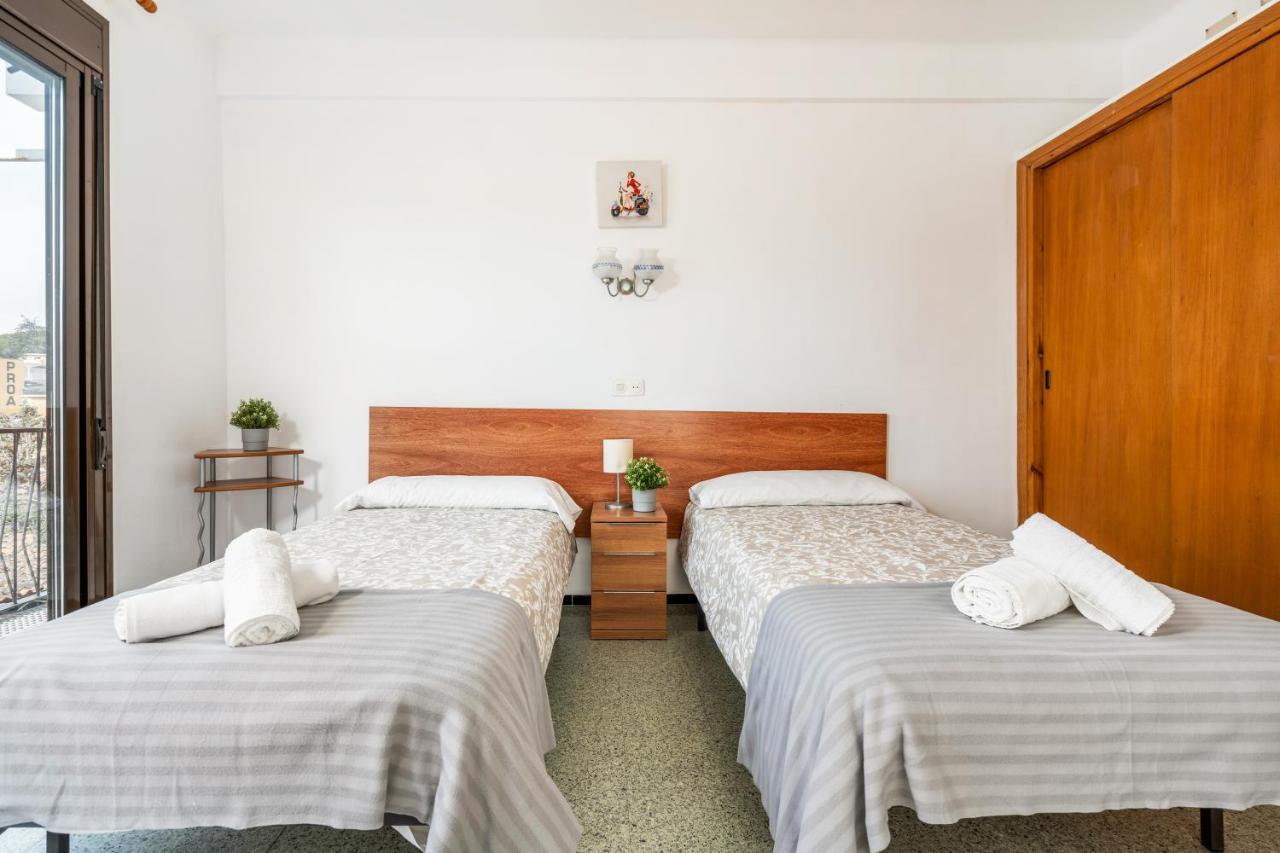 Hostal La Marina Platja d'Aro Ngoại thất bức ảnh